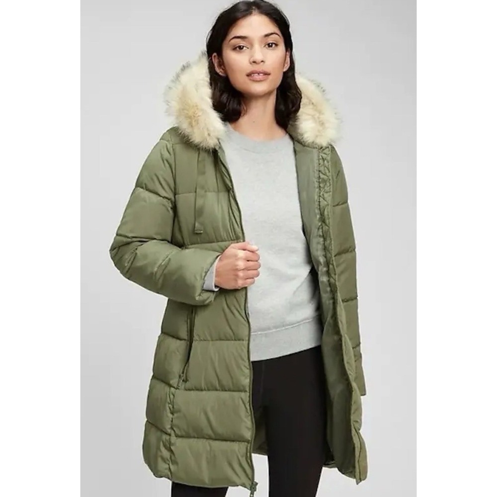 Women Long GAP Cold Control Quilted Puffer Coat Olive Green Faux Fur Hood Small